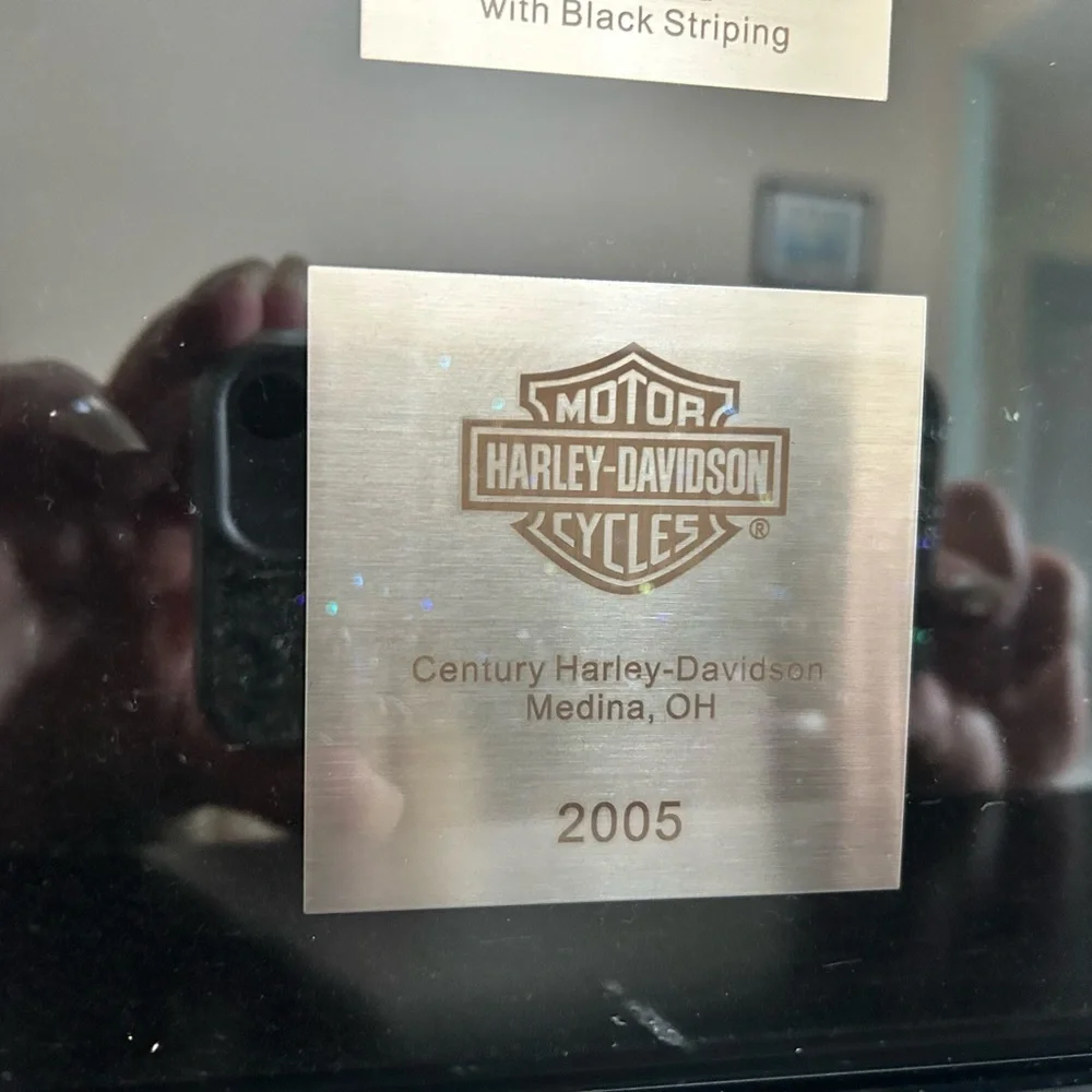 Harley-Davidson Collectible Shadow Box - Picture 6 of 10